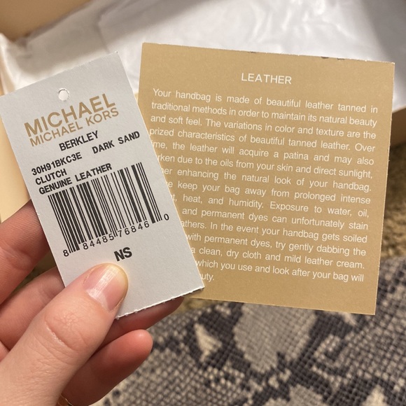 Michael Kors leather clutch snake skin (New) - Picture 6 of 7